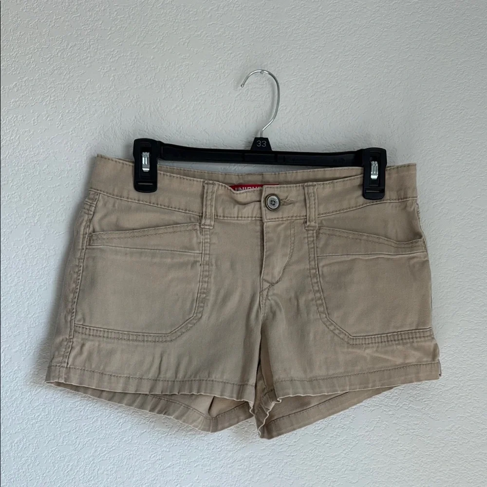UNIONBAY Tan Cargo Shorts with Classic Design - Picture 3 of 9